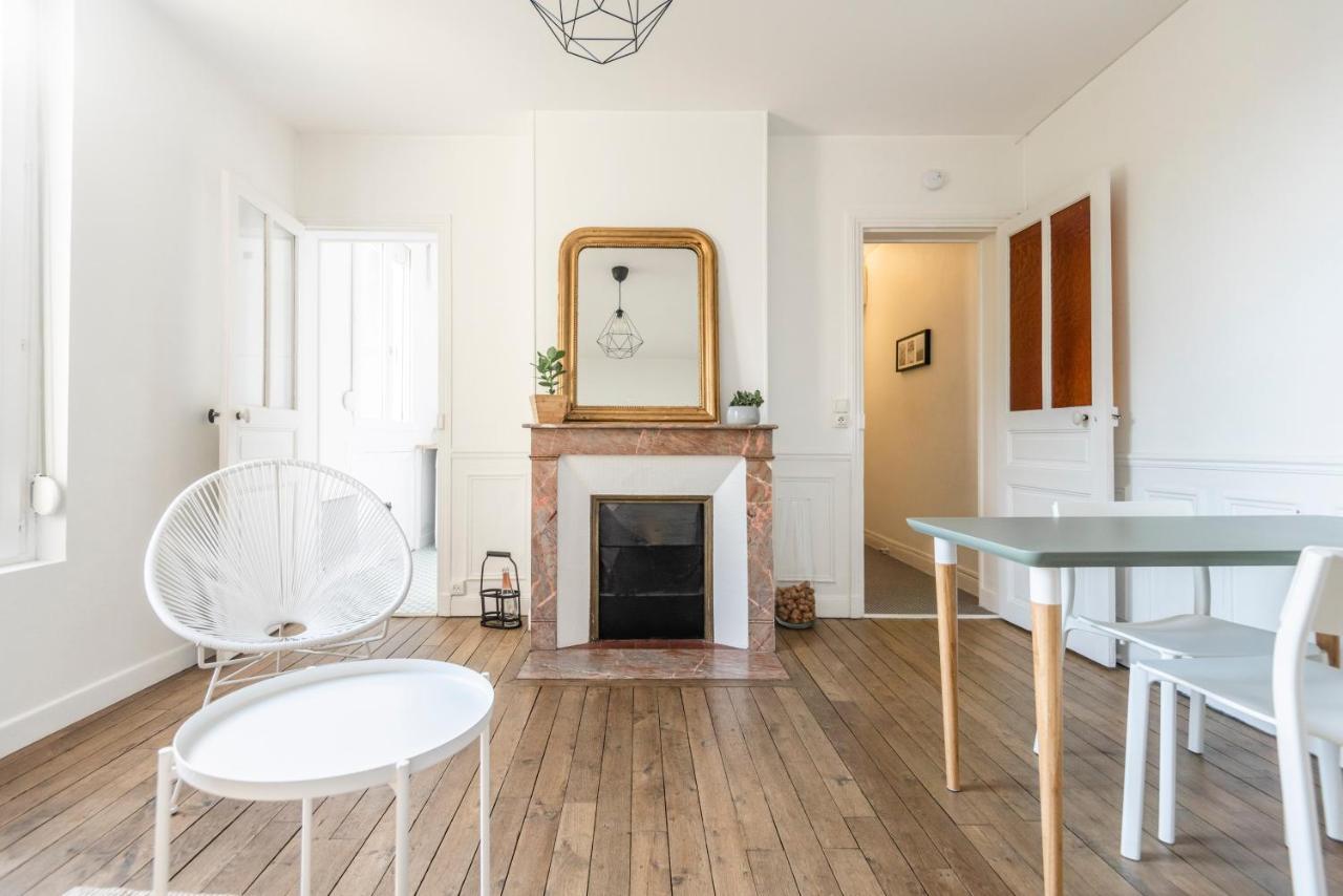 Appartement Cosy A 10 Min A Pieds De La Gare ランス エクステリア 写真